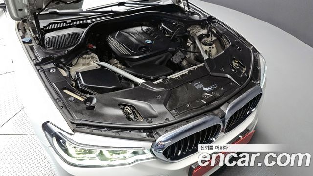 BMW 5-Series 520d M Sport Package Plus