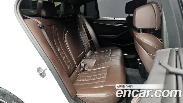 BMW 5-Series 520d M Sport Package Plus