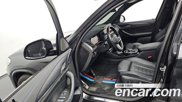 BMW iX3 M Sports