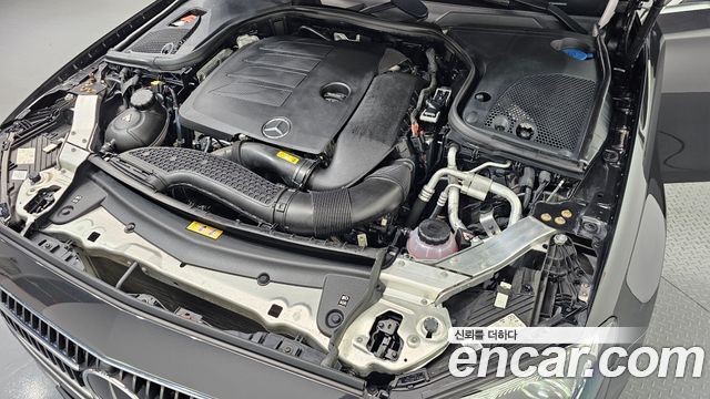 Mercedes-Benz E-Class E350 4MATIC Avantgarde
