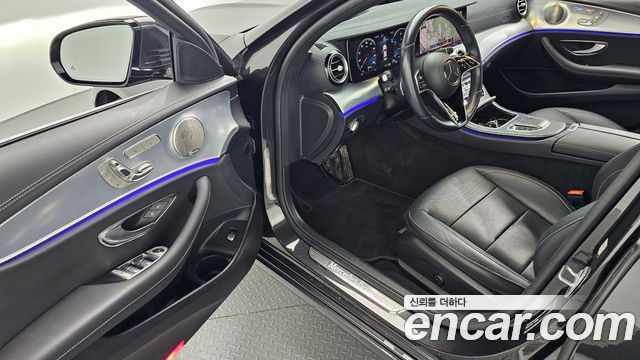 Mercedes-Benz E-Class E350 4MATIC Avantgarde