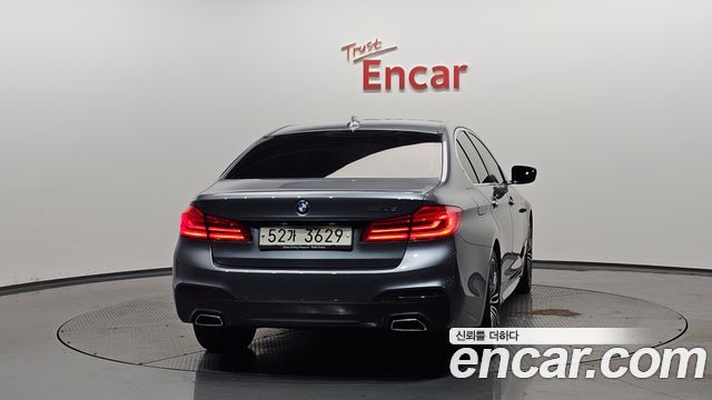 BMW 5-Series 530d M Sport Package