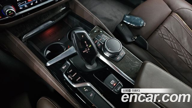 BMW 5-Series 530d M Sport Package