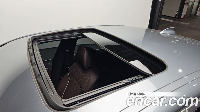 BMW 5-Series 530d M Sport Package