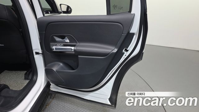 Mercedes-Benz GLB-Class GLB200 d