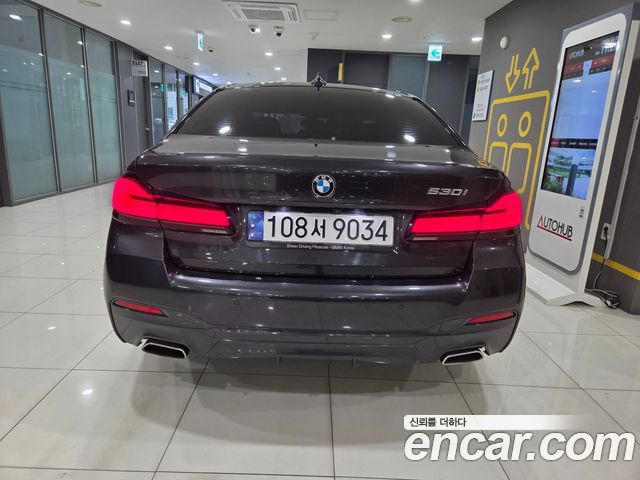 BMW 5-Series 530i M Sport Package