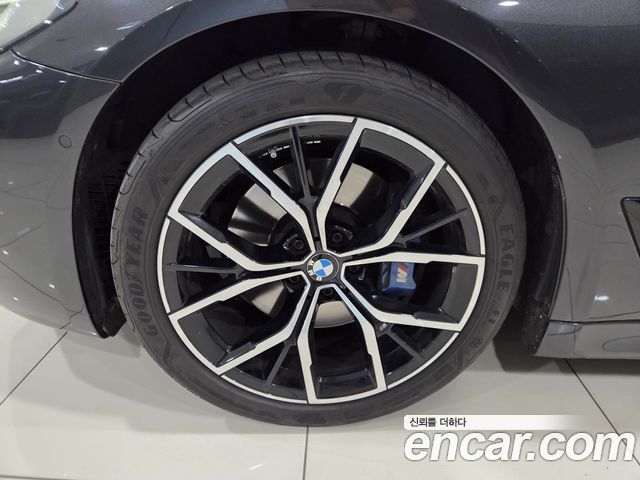 BMW 5-Series 530i M Sport Package