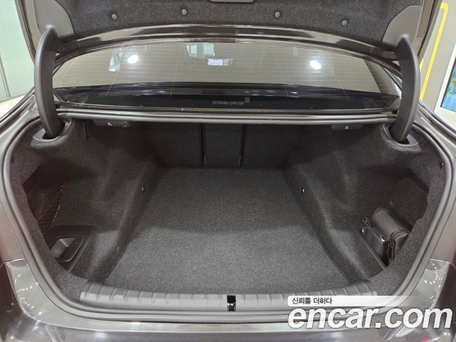BMW 5-Series 530i M Sport Package