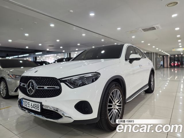 Mercedes-Benz GLC-Class GLC300 4MATIC Avnatgarde Coupe