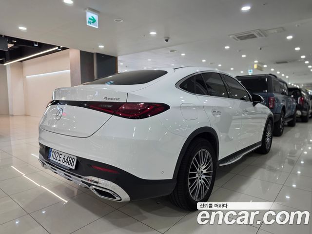 Mercedes-Benz GLC-Class GLC300 4MATIC Avnatgarde Coupe