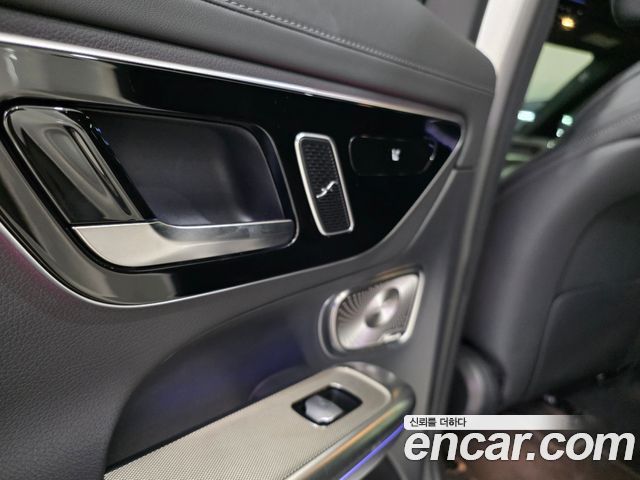 Mercedes-Benz GLC-Class GLC300 4MATIC Avnatgarde Coupe