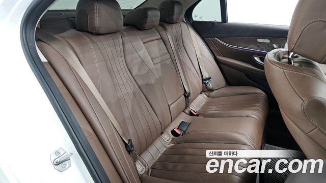 Mercedes-Benz E-Class E300 Exclusive