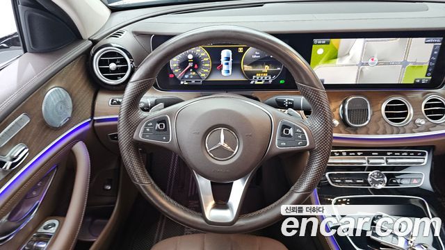 Mercedes-Benz E-Class E300 Exclusive
