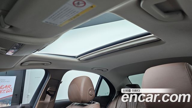 Mercedes-Benz E-Class E300 Exclusive