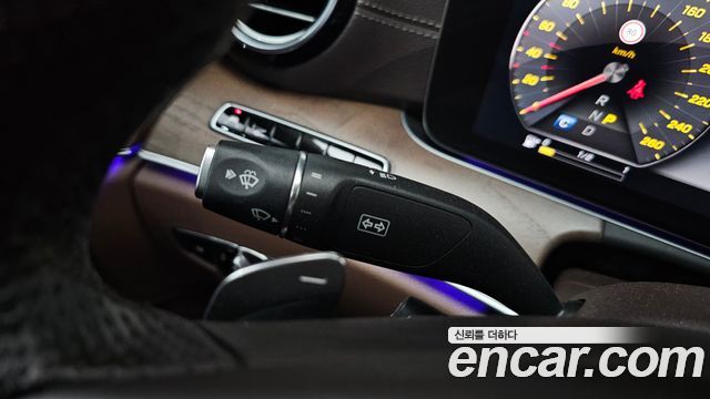 Mercedes-Benz E-Class E300 Exclusive