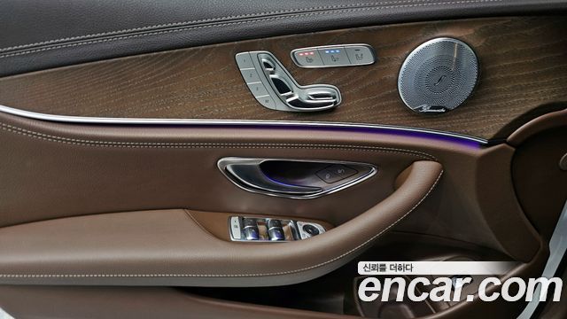 Mercedes-Benz E-Class E300 Exclusive