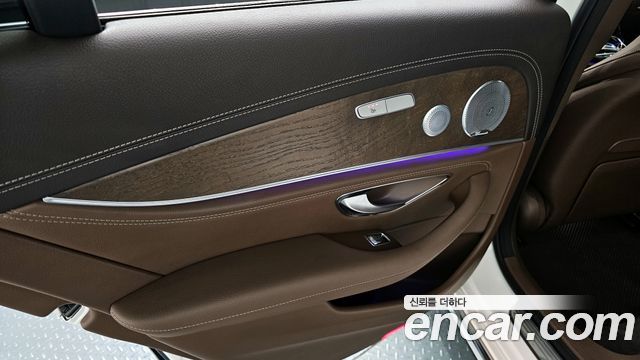 Mercedes-Benz E-Class E300 Exclusive