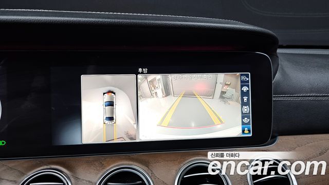 Mercedes-Benz E-Class E300 4MATIC Exclusive