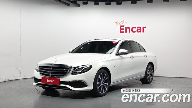 Mercedes-Benz E-Class E300e 4MATIC Exclusive