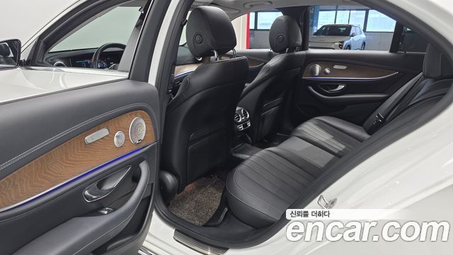 Mercedes-Benz E-Class E300e 4MATIC Exclusive