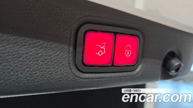 Mercedes-Benz E-Class E300e 4MATIC Exclusive