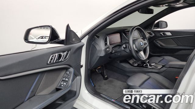 BMW 2-Series 220i M Sports
