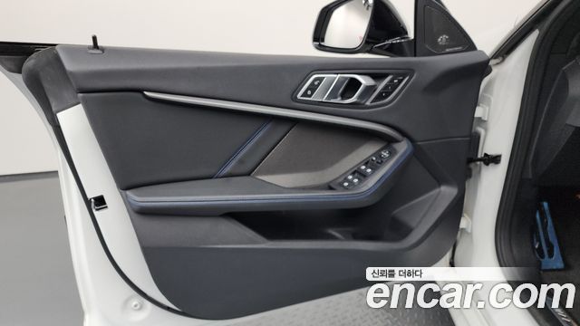 BMW 2-Series 220i M Sports
