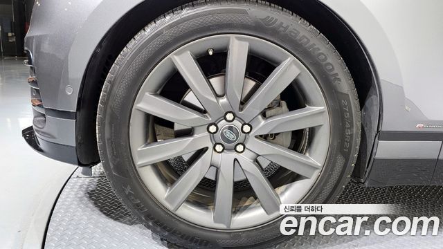 Land Rover Range Rover Velar 3.0 D300 R-Dynamic SE