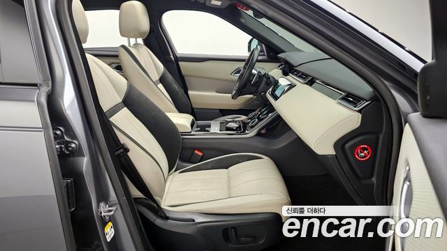 Land Rover Range Rover Velar 3.0 D300 R-Dynamic SE