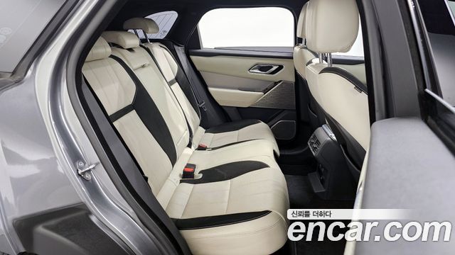 Land Rover Range Rover Velar 3.0 D300 R-Dynamic SE