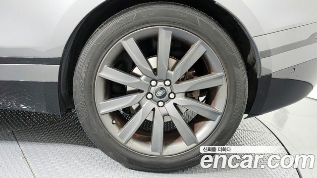 Land Rover Range Rover Velar 3.0 D300 R-Dynamic SE