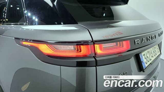 Land Rover Range Rover Velar 3.0 D300 R-Dynamic SE