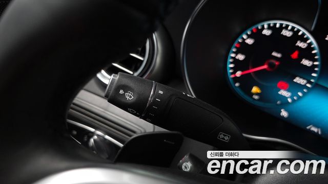 Mercedes-Benz GLC-Class GCL300 4MATIC Coupe