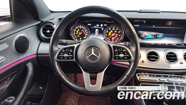 Mercedes-Benz E-Class E300 Avantgarde