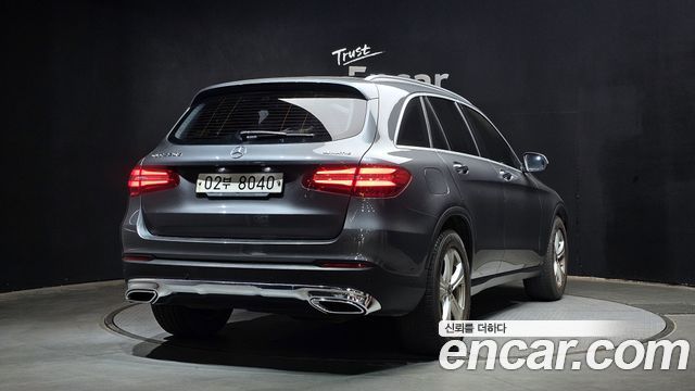 Mercedes-Benz GLC-Class GLC220 d 4MATIC