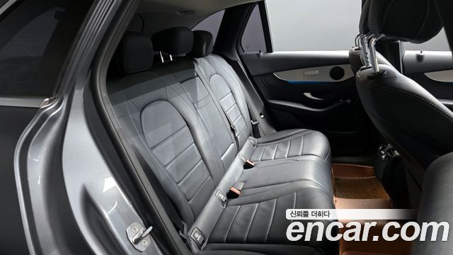 Mercedes-Benz GLC-Class GLC220 d 4MATIC