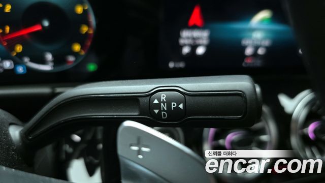 Mercedes-Benz GLA-Class GLA250 4MATIC