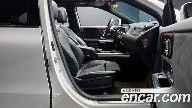 Mercedes-Benz GLA-Class GLA250 4MATIC