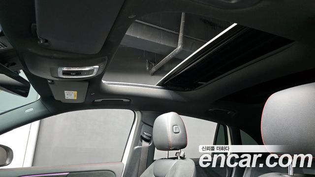 Mercedes-Benz GLA-Class GLA250 4MATIC
