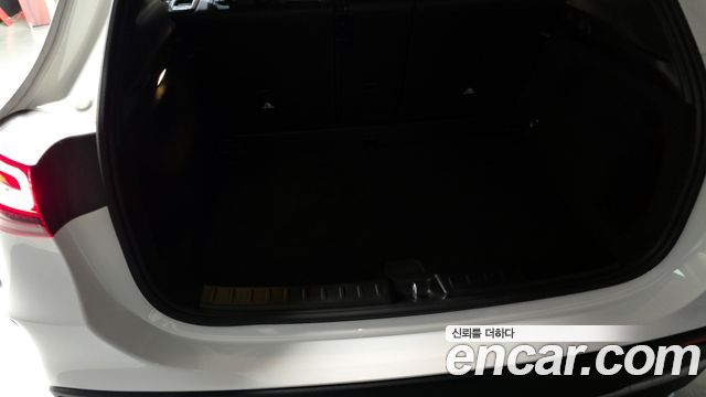 Mercedes-Benz GLA-Class GLA250 4MATIC