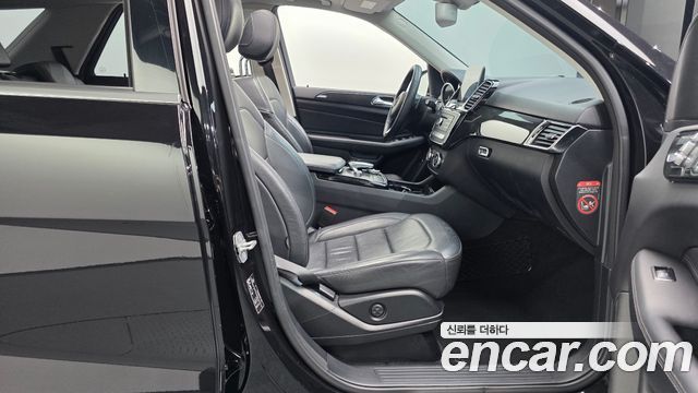 Mercedes-Benz GLE-Class GLE350 d 4MATIC