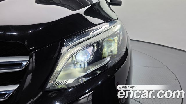 Mercedes-Benz GLE-Class GLE350 d 4MATIC