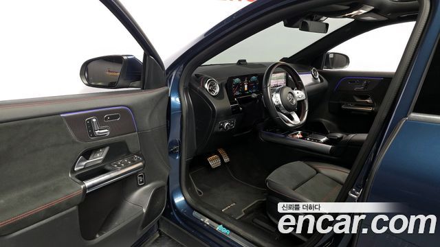 Mercedes-Benz EQA EQA250 AMG Package