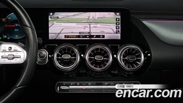 Mercedes-Benz EQA EQA250 AMG Package