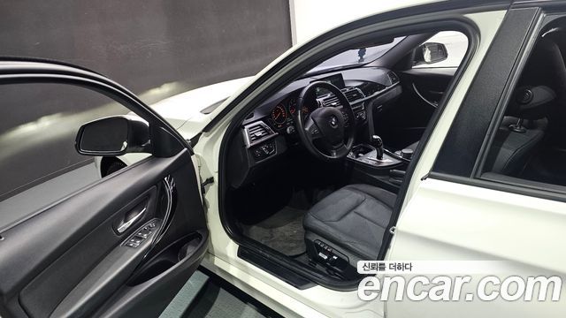 BMW 3-Series 320d