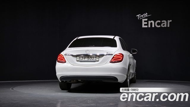 Mercedes-Benz C-Class C200