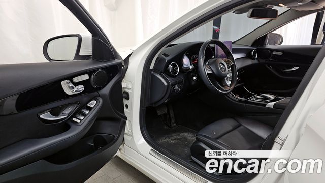Mercedes-Benz C-Class C200