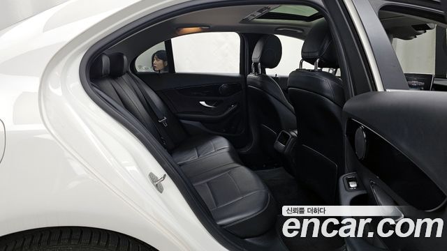 Mercedes-Benz C-Class C200