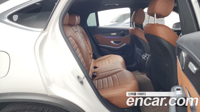 Mercedes-Benz GLC-Class GCL300 4MATIC Coupe