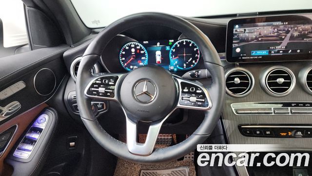 Mercedes-Benz GLC-Class GCL300 4MATIC Coupe